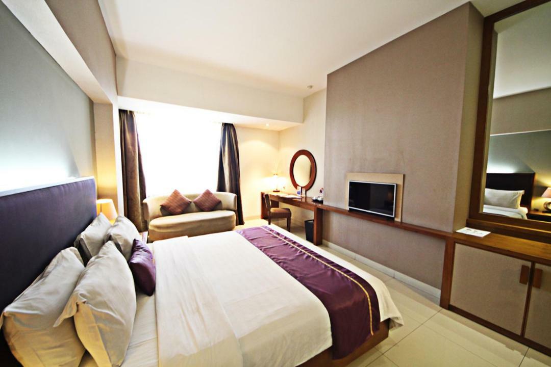 Anggrek Shopping Hotel Bandung Exterior photo